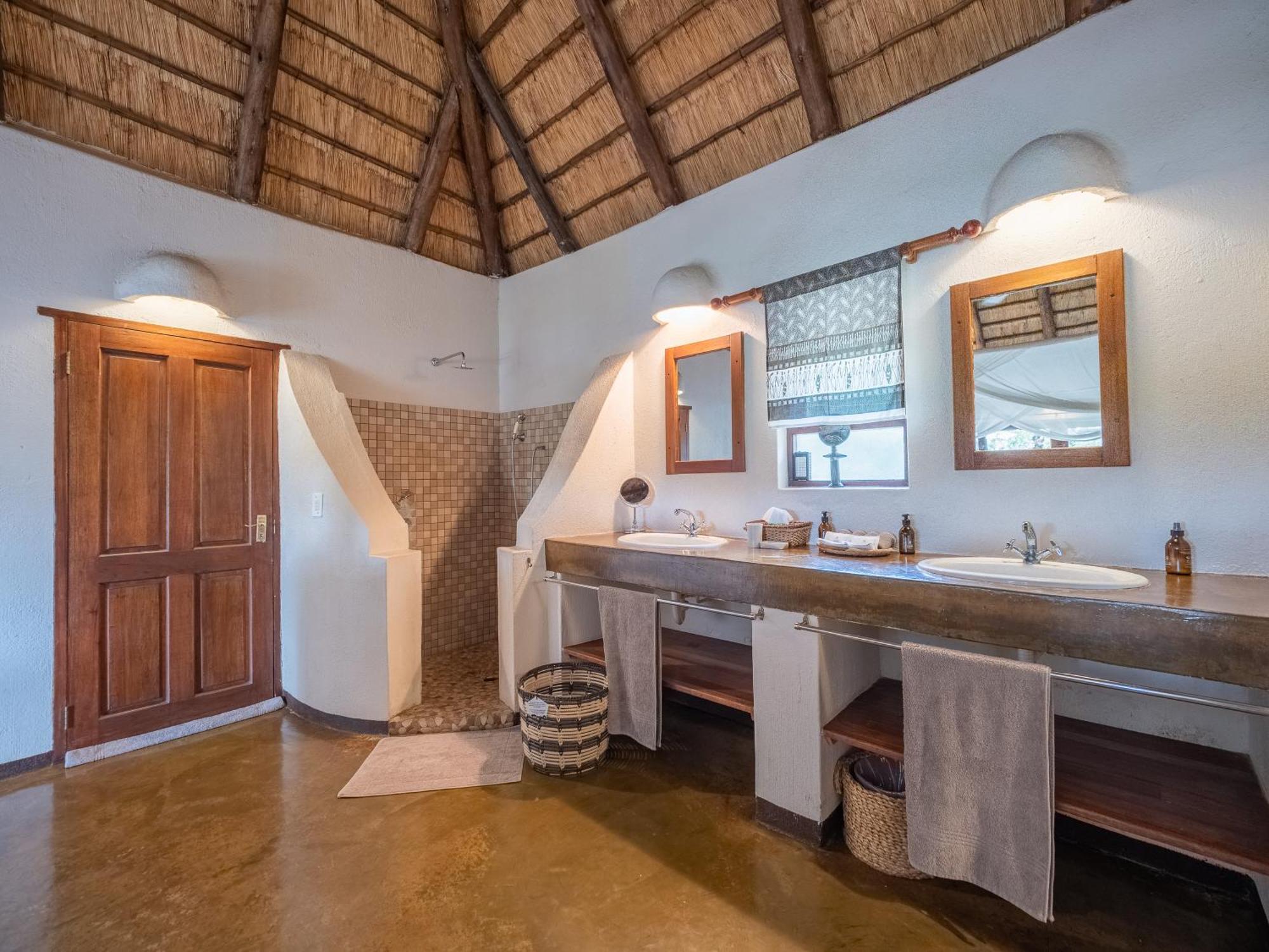 Nyati Safari Lodge Ходспруит Екстериор снимка