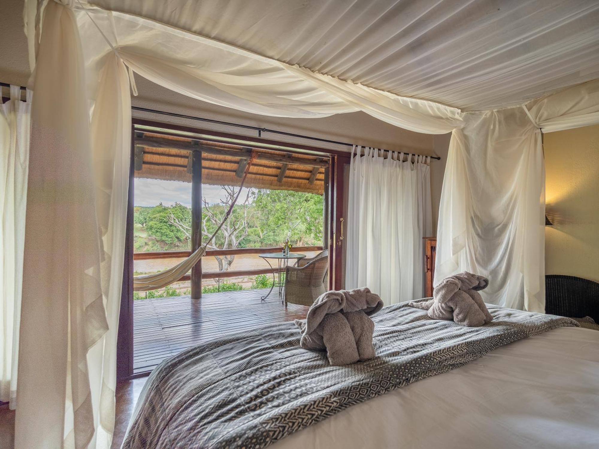 Nyati Safari Lodge Ходспруит Екстериор снимка
