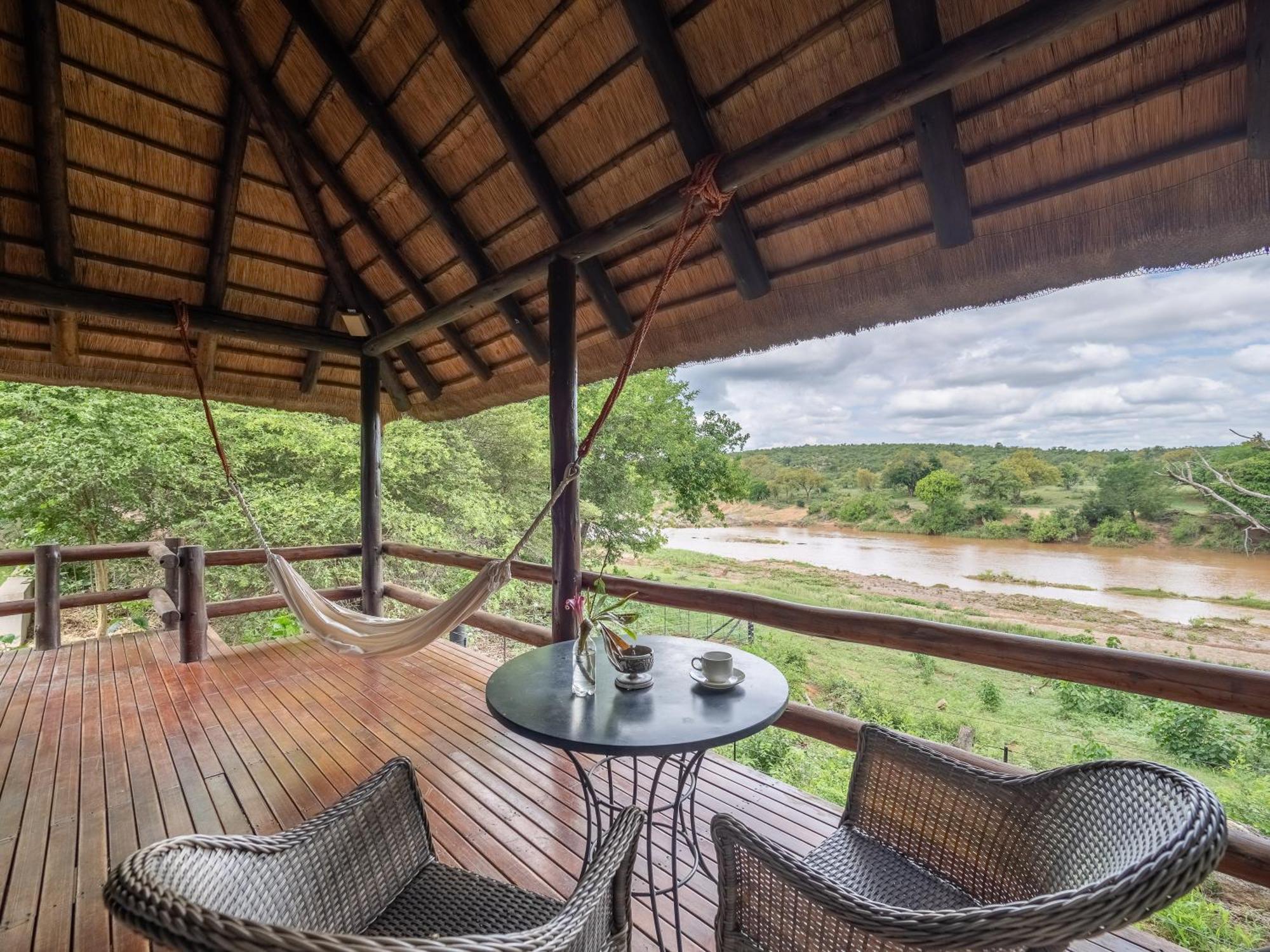 Nyati Safari Lodge Ходспруит Екстериор снимка